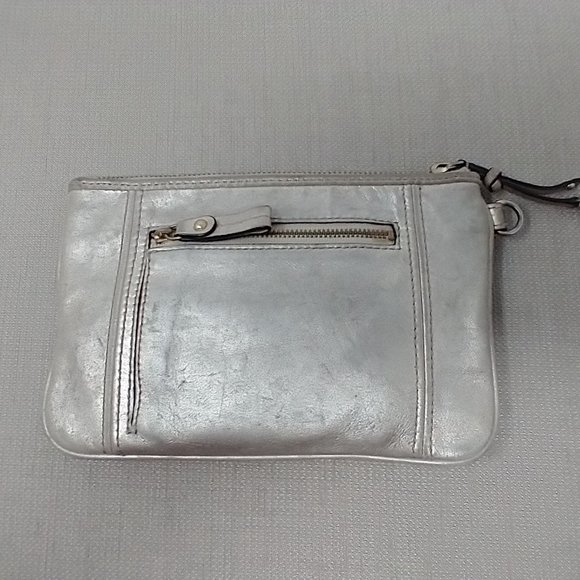 JUICY COUTURE GOLD LEATHER COSMETIC BAG - Picture 2 of 10